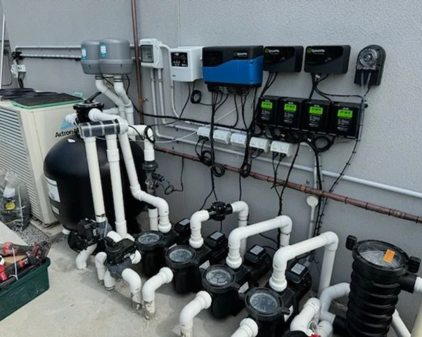SplashMe automation integrated with existing pool equipment